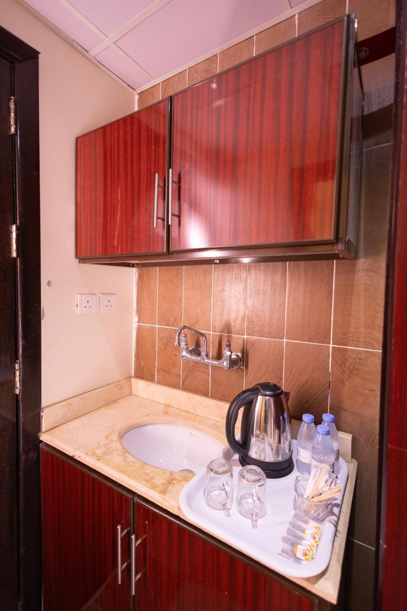 مرجان أنوار الروضة Apartment Мека Екстериор снимка